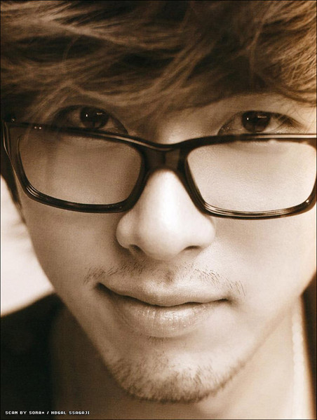 Hyun Bin Glasses