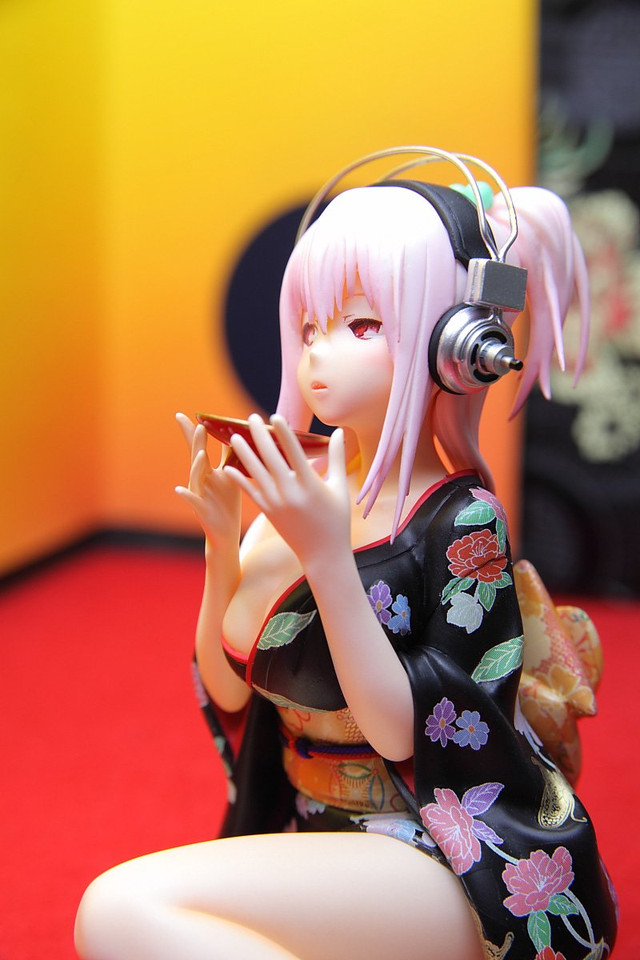 super sonico working set