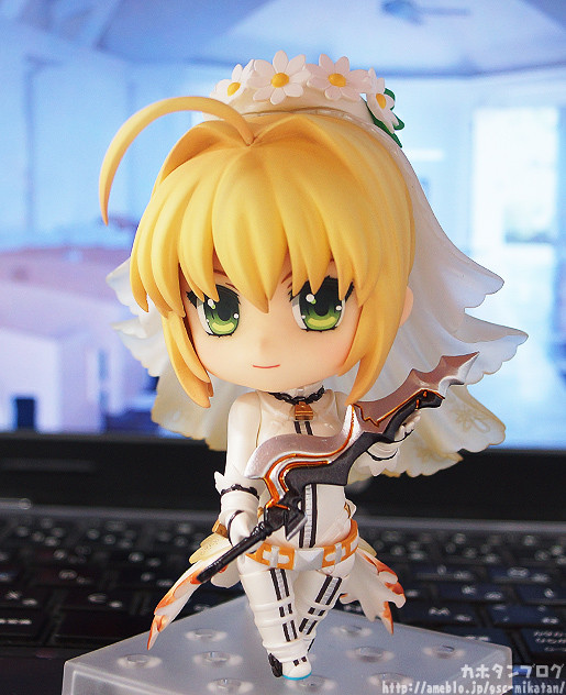 saber nendoroid 600