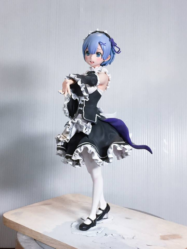 crunchyroll rem statue