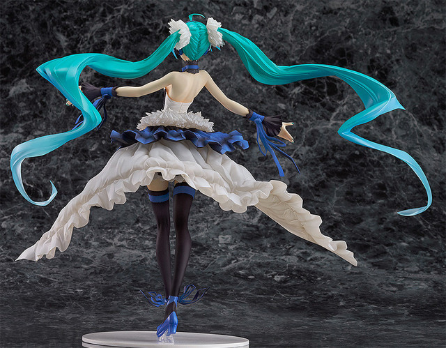 7th dragon miku figure