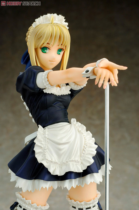 saber maid figure