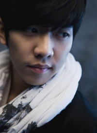 Seung Ki Lee