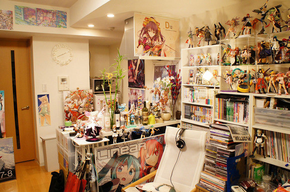 Crunchyroll Otaku Rooms The Good The Bad And The Cluttered