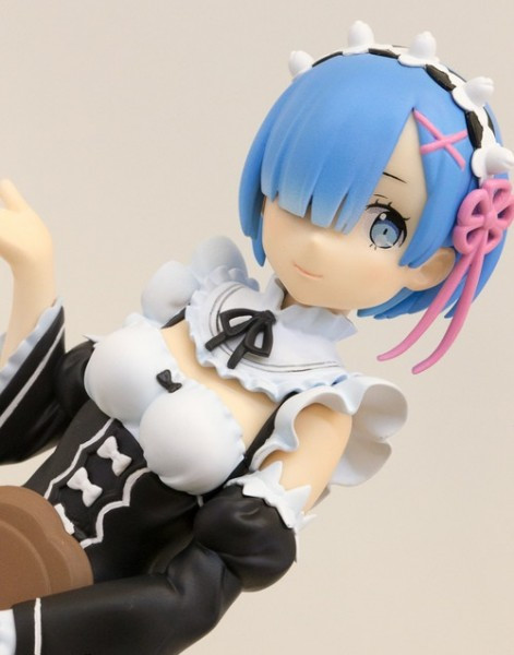 crunchyroll rem figure