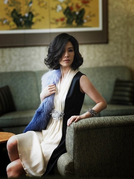 Kim Hyun Joo, Kim Hyun Joo Picture, Kim Hyun Joo Gallery, Kim Hyun Joo Photo, Kim Hyun Joo Profile
