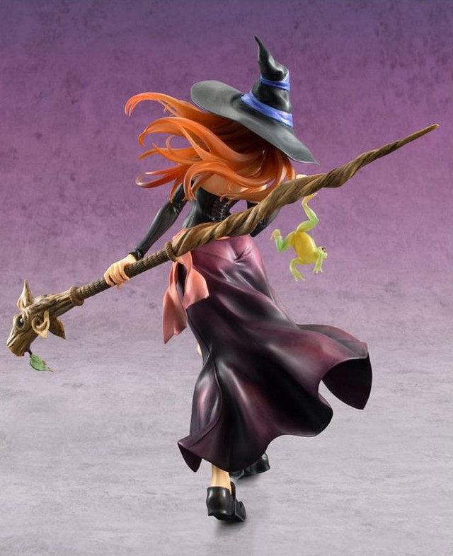 MegaHouse Sorceress