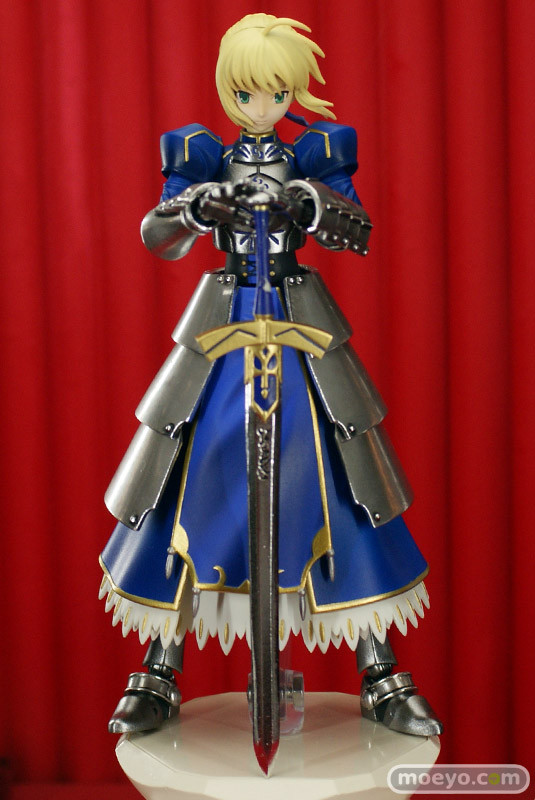 Crunchyroll Fatezero Chogokin Armored Gilgamesh And Saber Previewed 8015