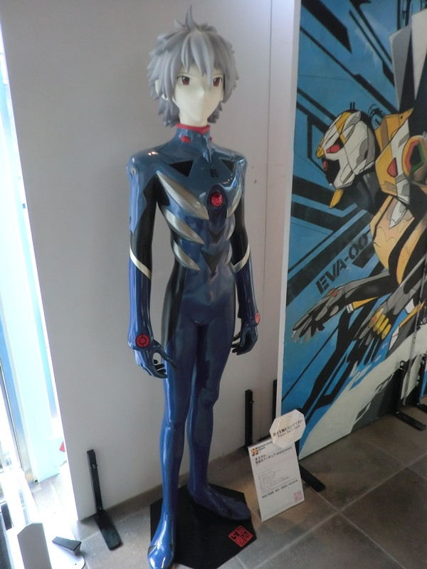 kaworu statue