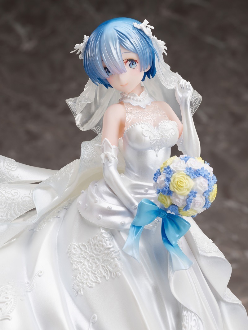 Rem Bridal figure - close-up