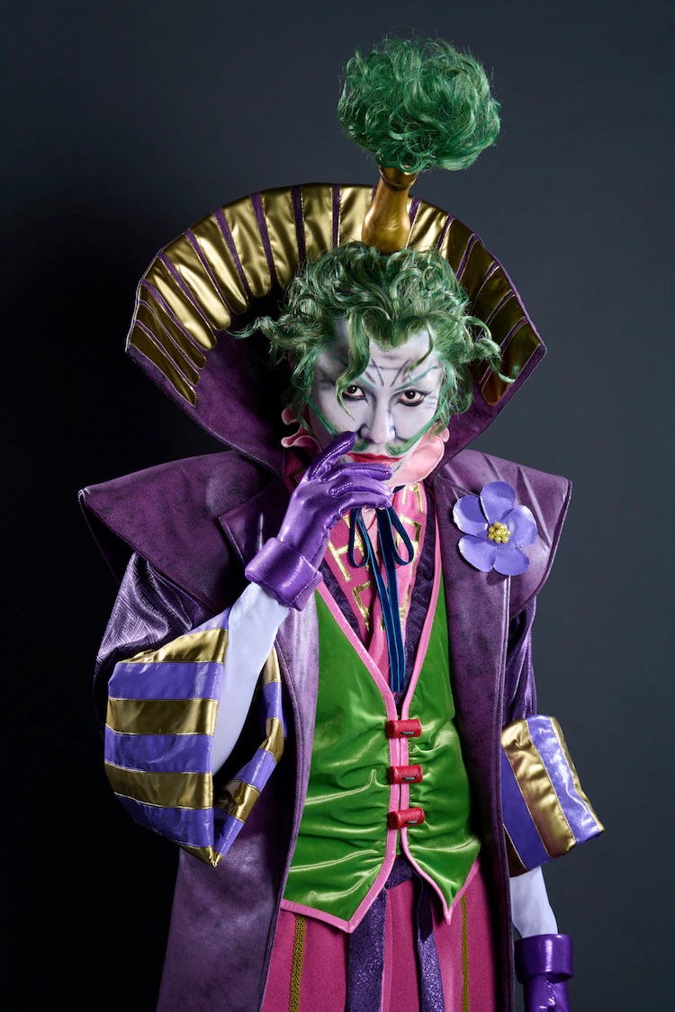 A promo photo of actor Takuma Zaiki in full costume and make-up as Joker in the upcoming Batman Ninja The Show stage play.