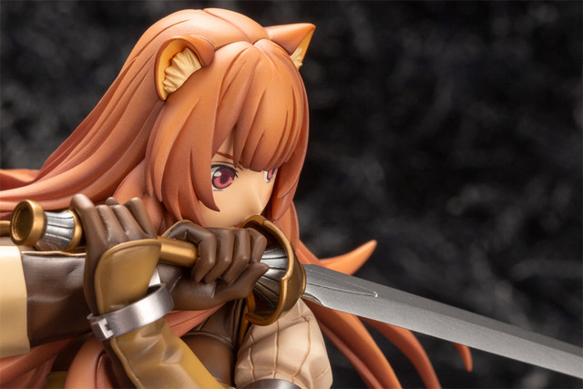 crunchyroll raphtalia figure