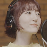 #Kana Hanazawa singt Bakemonogatari-Anime-Endthema für das CrossSing-Cover-Song-Projekt