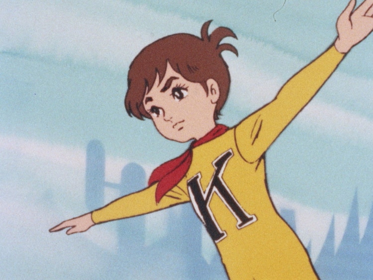 Ken, el héroe titular del anime de televisión Chargeman Ken de 1974, se lanza a la batalla mientras el pelo del brazo de un animador está claramente visible en el marco de una escena del famoso anime de televisión Chargeman Ken.