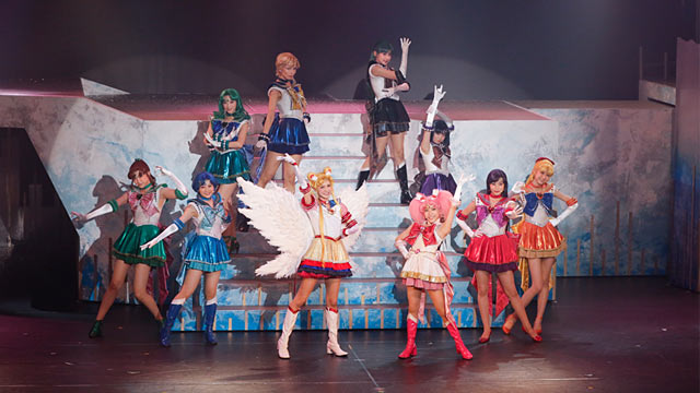 #Sehen Sie sich das Mashup-Video „Ai no Starshine“ aus der Sailor Moon Musical Complete Box an