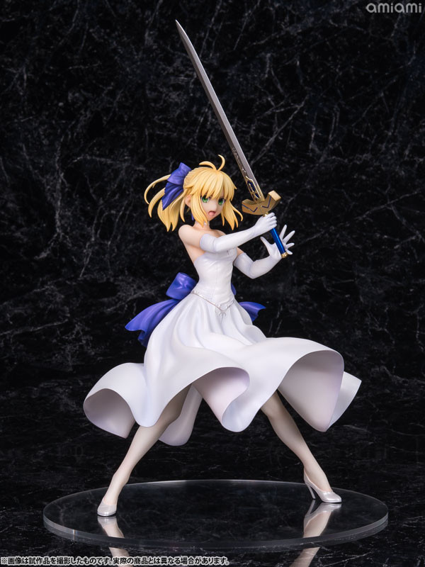 Crunchyroll - Saber Gets To Remain Standing While Wearing That White ...