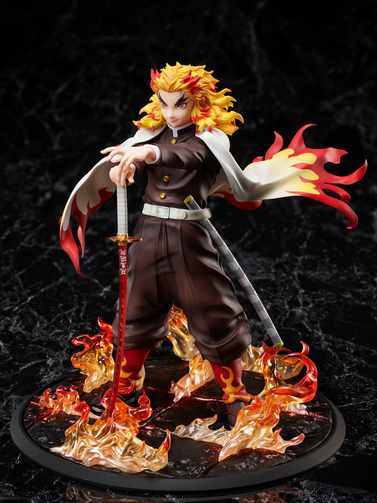 Demon Slayer Rengoku figure: Side