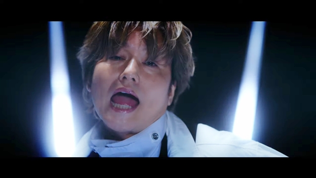 #Showtaro Morikubo zeigt seine coole Sänger-/Gitarristenseite im neuen MV „HEADACHE“