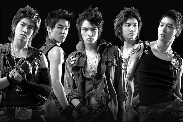 new kpop band!