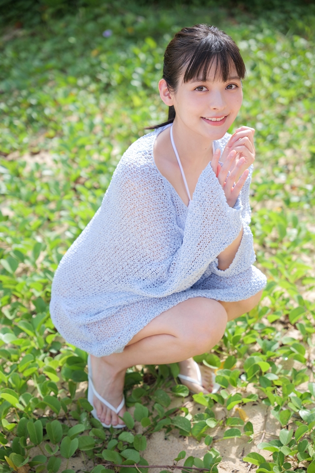 Check Out New Sample Photos From Voice Actress Sumire Uesaka S 2nd Photo Book Anime News