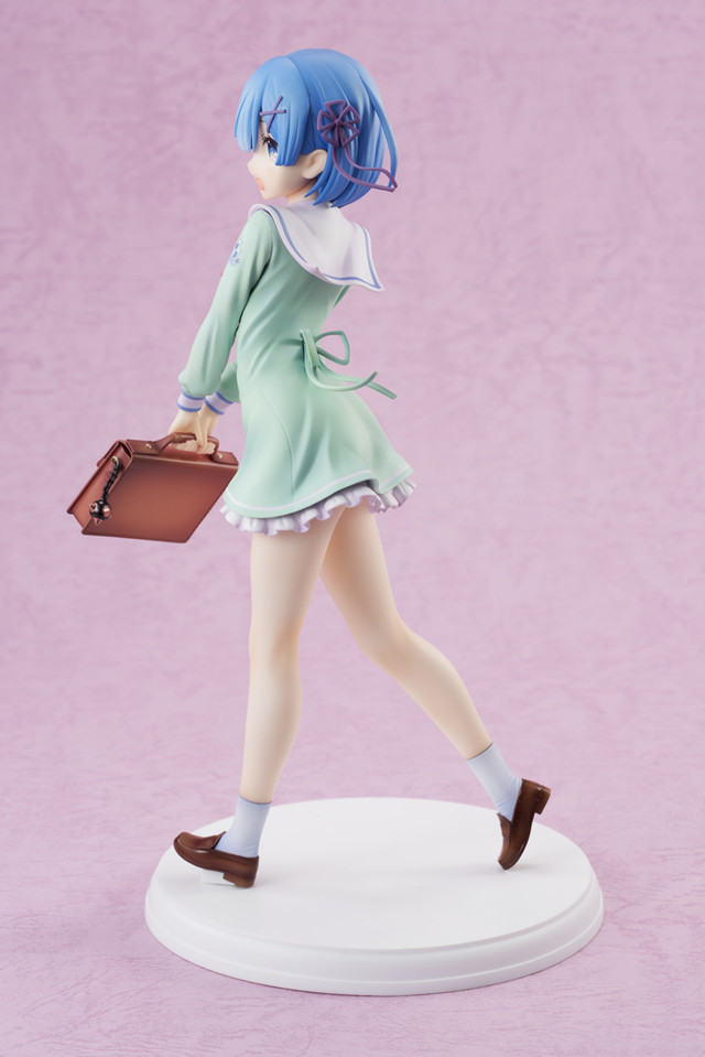 crunchyroll rem figure