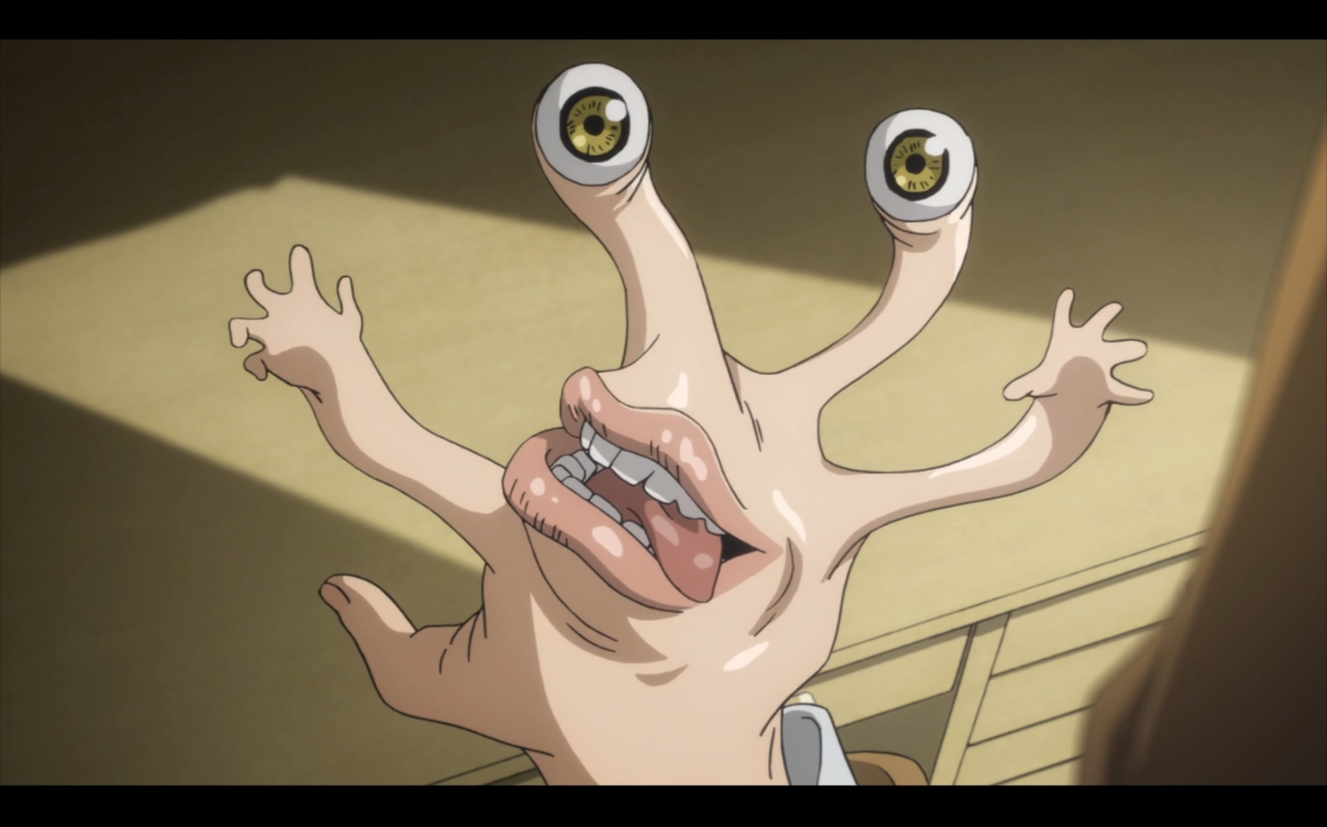 Migi, ein parasitäres außerirdisches Monster, hat Shinichis rechte Hand in einer Szene aus dem TV-Anime „Parasyte – the maxim“ absorbiert und vollständig transformiert.