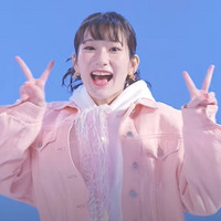 #Rimuru Tempest VA Miho Okasaki springt mit einem strahlenden Lächeln im neuen MV „ALRIGHT!“