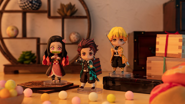 tiny nezuko figure