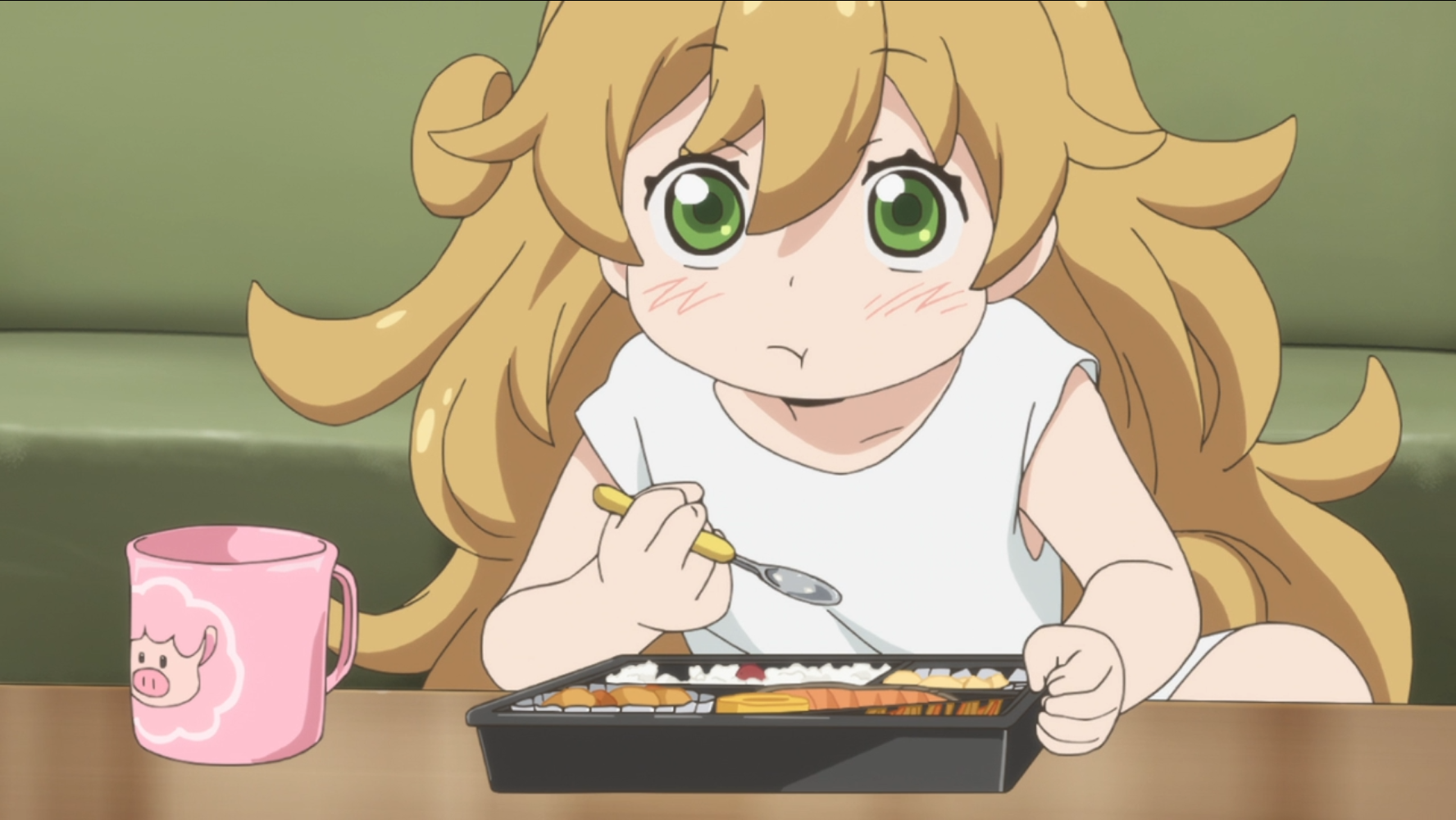 Prior to her father taking up cooking, Tsumugi half-heartedly picks at a convenience store dinner while watching TV in a scene from the 2016 sweetness & lightning TV anime.