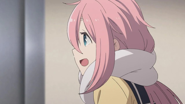 Nadeshiko Kagamihara is almost left behind by her friends in a scene from the upcoming HeyaCamp△ TV anime.